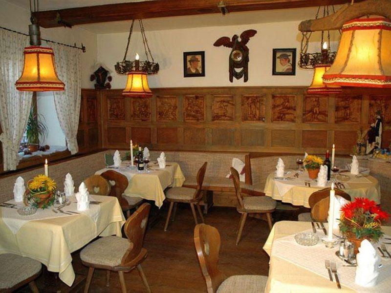 Kaiserhotel Neuwirt Оберндорф-ин-Тирол Екстериор снимка